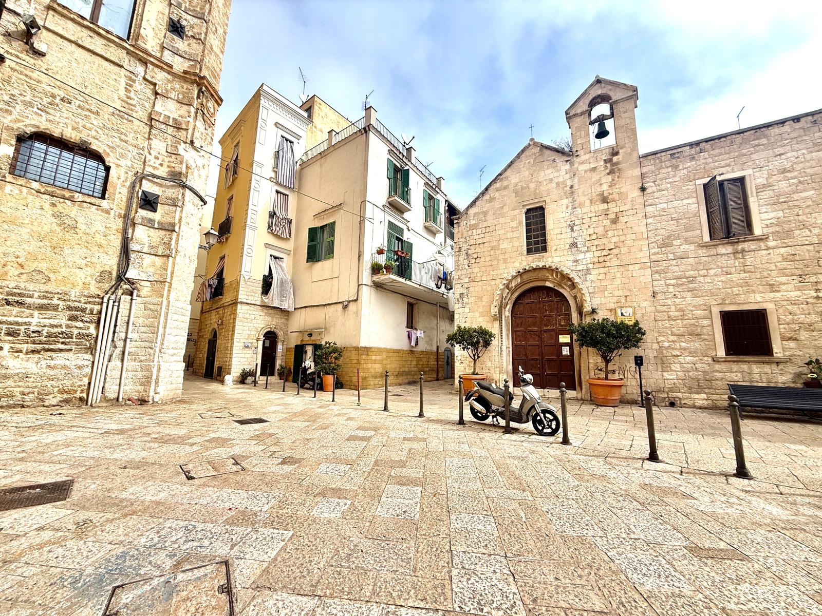Bari Vecchia (Strada San Luca) terratetto da ristrutturare